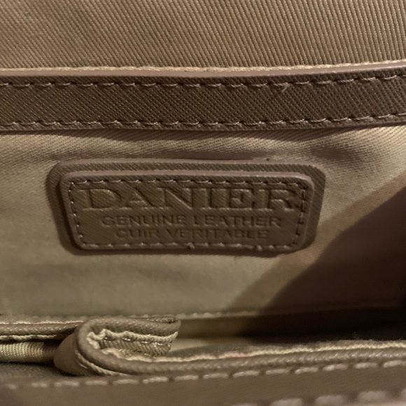 Genuine Leather Crossbody Purse - Picture 4 of 5